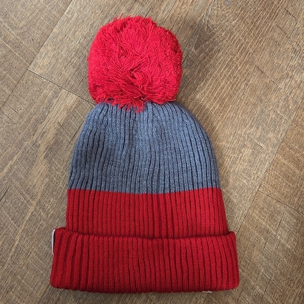 Hunter Military Red/Grey Moustache Bobble Beanie